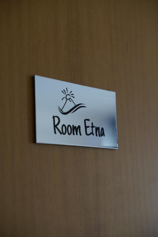 Airport Suite Катанія Екстер'єр фото